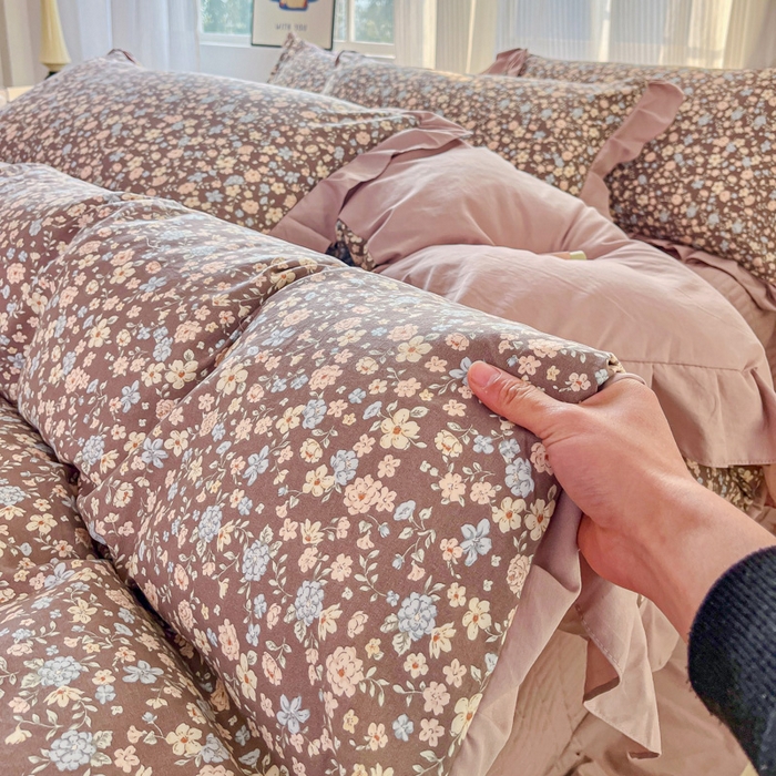 91家纺网 家纺一手货源 找家纺 斯卡诺家纺 2026新款韩版花边古法水洗仿棉床盖四件套花边床单四件套 漫野-韩版花边