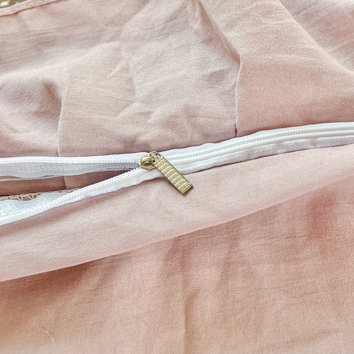 91家纺网 家纺一手货源 找家纺 斯卡诺家纺 2026新款韩版花边古法水洗仿棉床盖四件套花边床单四件套 漫野-韩版花边