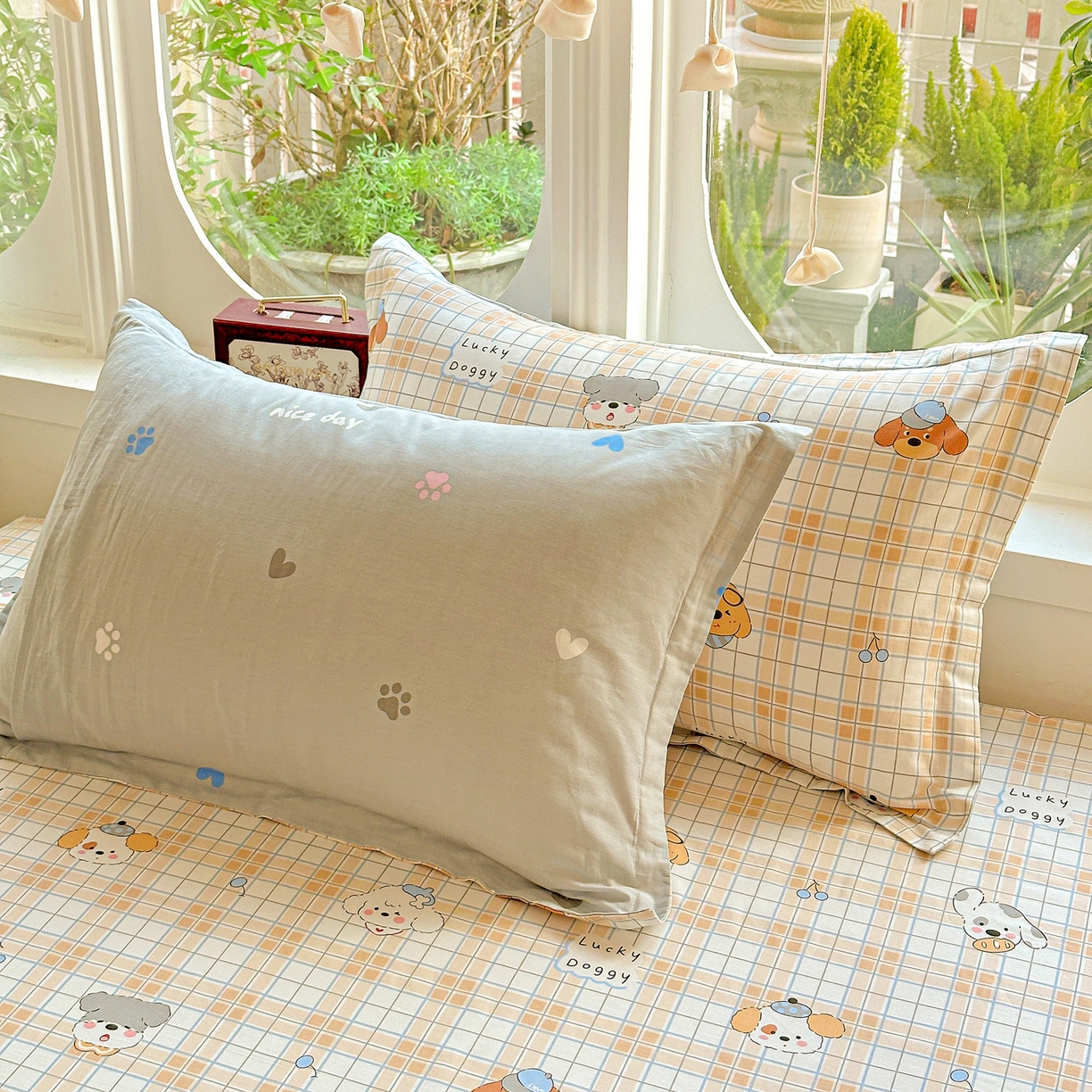 91家纺网 家纺一手货源 找家纺 恩泽家纺 2026春夏新款全棉纯棉12868印花四件套及单品系列-单枕套枕套单件 甜心汪·咖