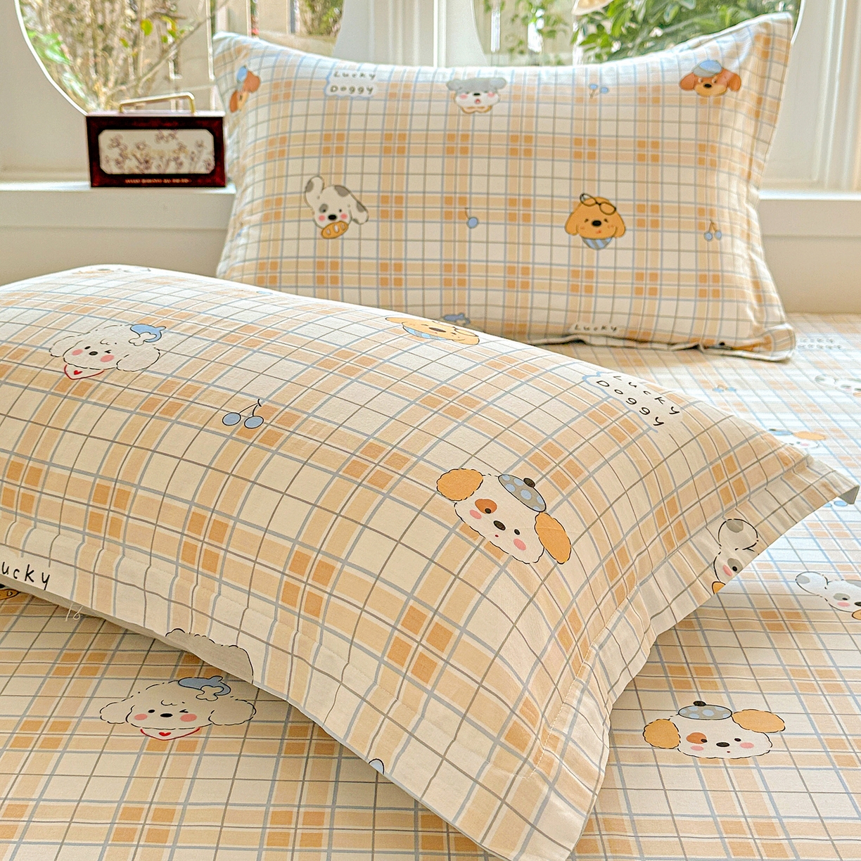 91家纺网 家纺一手货源 找家纺 恩泽家纺 2026春夏新款全棉纯棉12868印花四件套及单品系列-单枕套枕套单件 甜心汪·咖