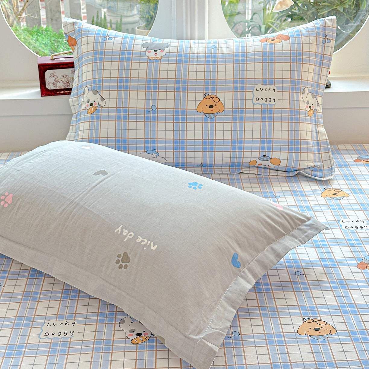 91家纺网 家纺一手货源 找家纺 恩泽家纺 2026春夏新款全棉纯棉12868印花四件套及单品系列-单枕套枕套单件 甜心汪·蓝