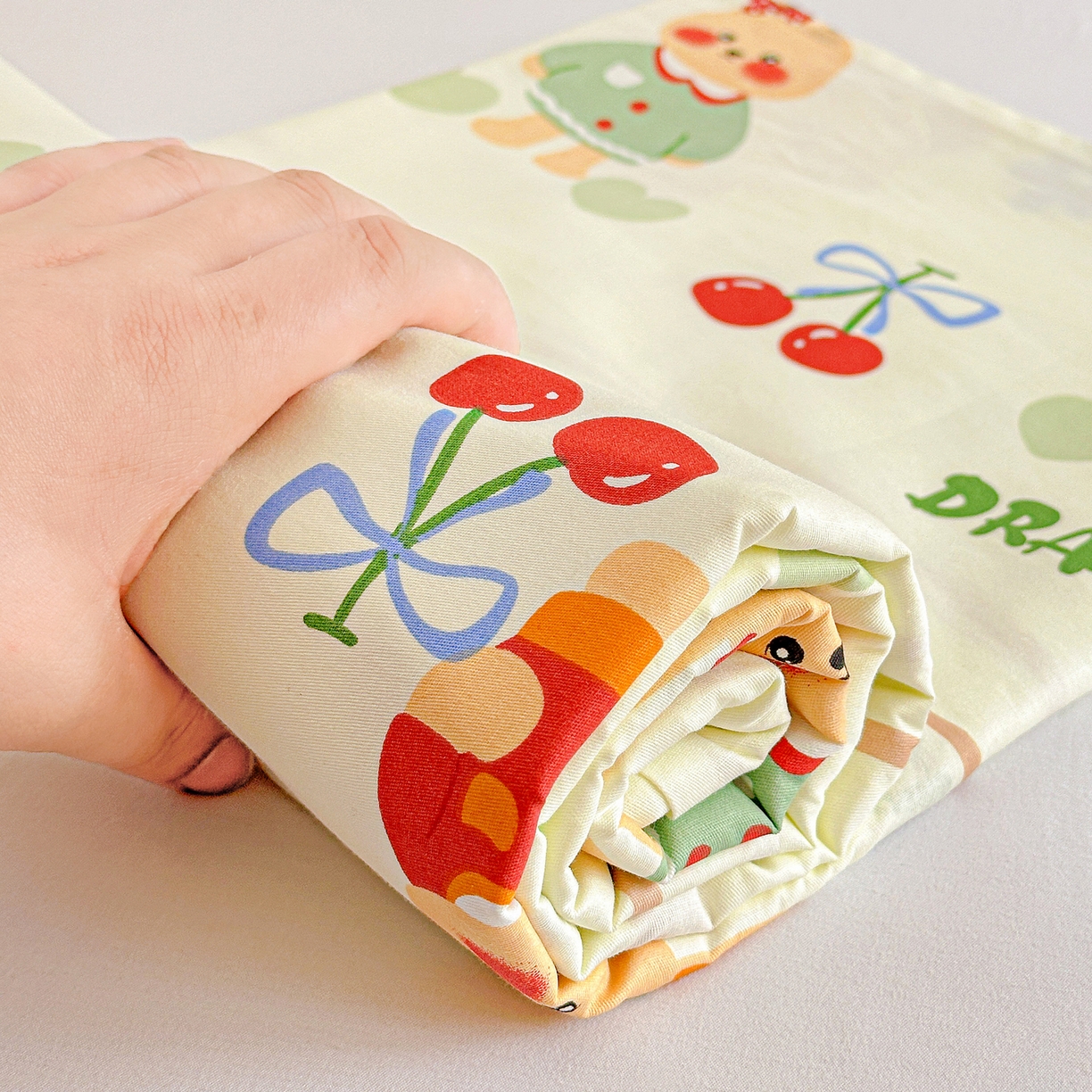 91家纺网 家纺一手货源 找家纺 恩泽家纺 2026春夏新款全棉纯棉12868印花四件套及单品系列-单床单床单单件 樱桃兔