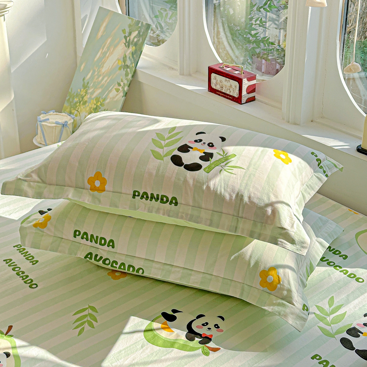 91家纺网 家纺一手货源 找家纺 恩泽家纺 2026春夏新款全棉纯棉12868印花四件套及单品系列-单枕套枕套单件 熊猫与牛油果