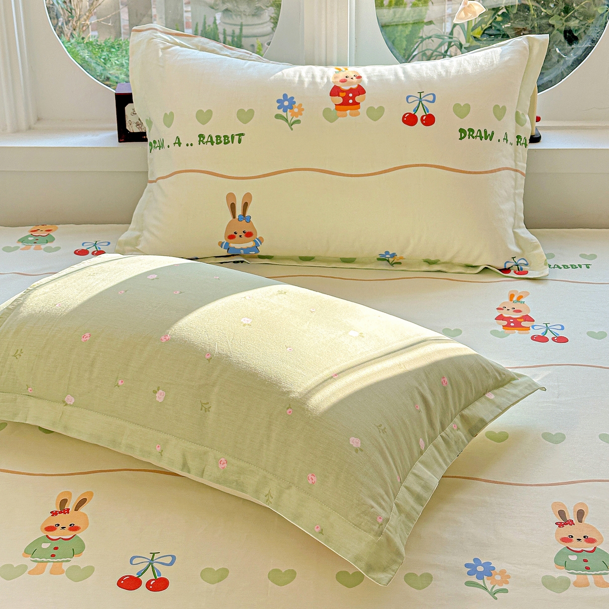 91家纺网 家纺一手货源 找家纺 恩泽家纺 2026春夏新款全棉纯棉12868印花四件套及单品系列-单枕套枕套单件 樱桃兔