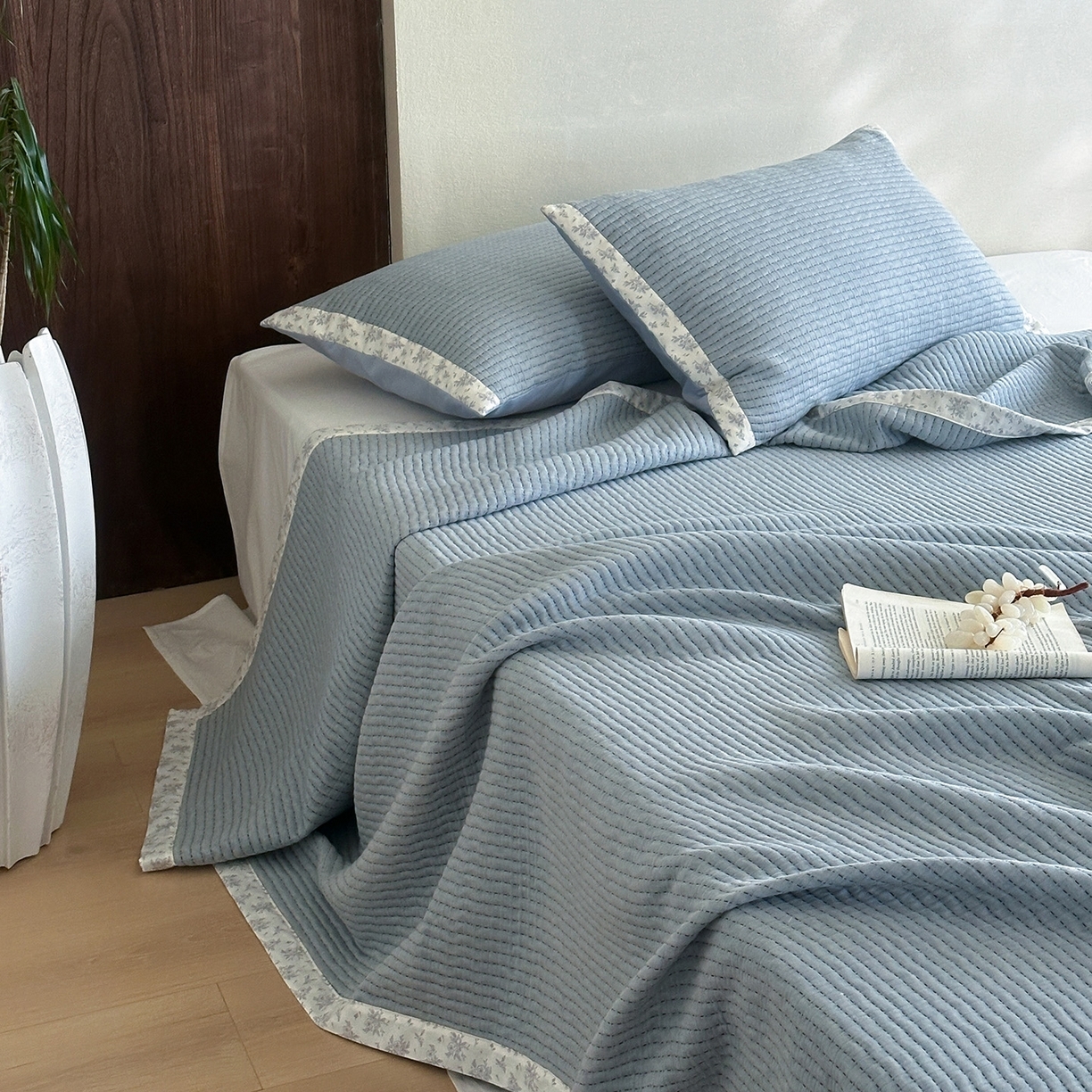 91家纺网 家纺一手货源 找家纺 （总）漫时光 2026新款全棉穿绳提花床盖-慢织