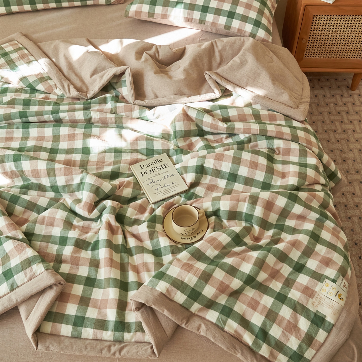 91家纺网 家纺一手货源 找家纺 恒爱家纺 2026新款A类色织全棉水洗夏被四件套 HA绿棕格