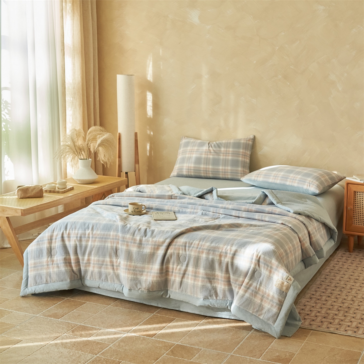 91家纺网 家纺一手货源 找家纺 恒爱家纺 2026新款A类色织全棉水洗夏被四件套 NLS娇气-蓝