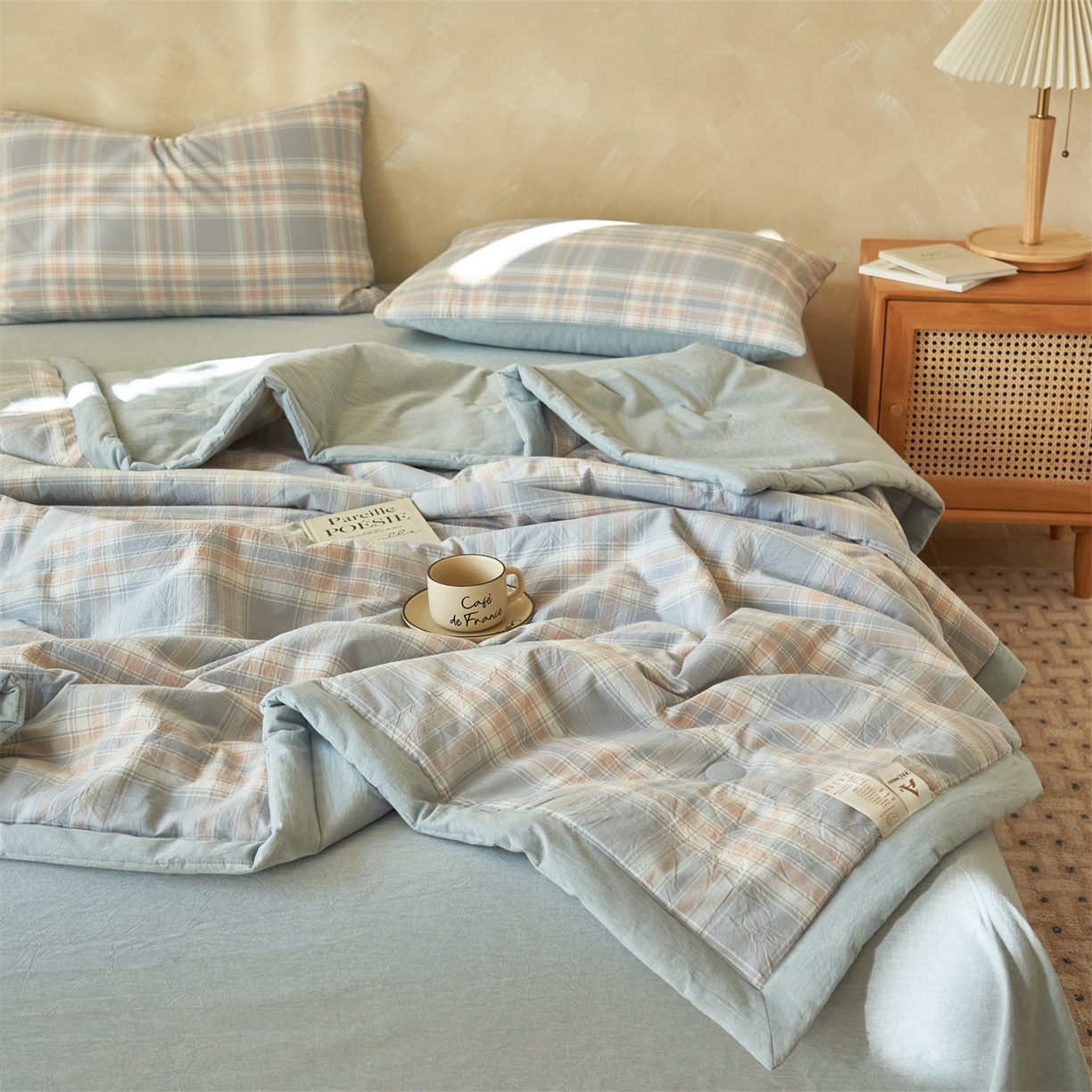 91家纺网 家纺一手货源 找家纺 恒爱家纺 2026新款A类色织全棉水洗夏被四件套 NLS娇气-蓝