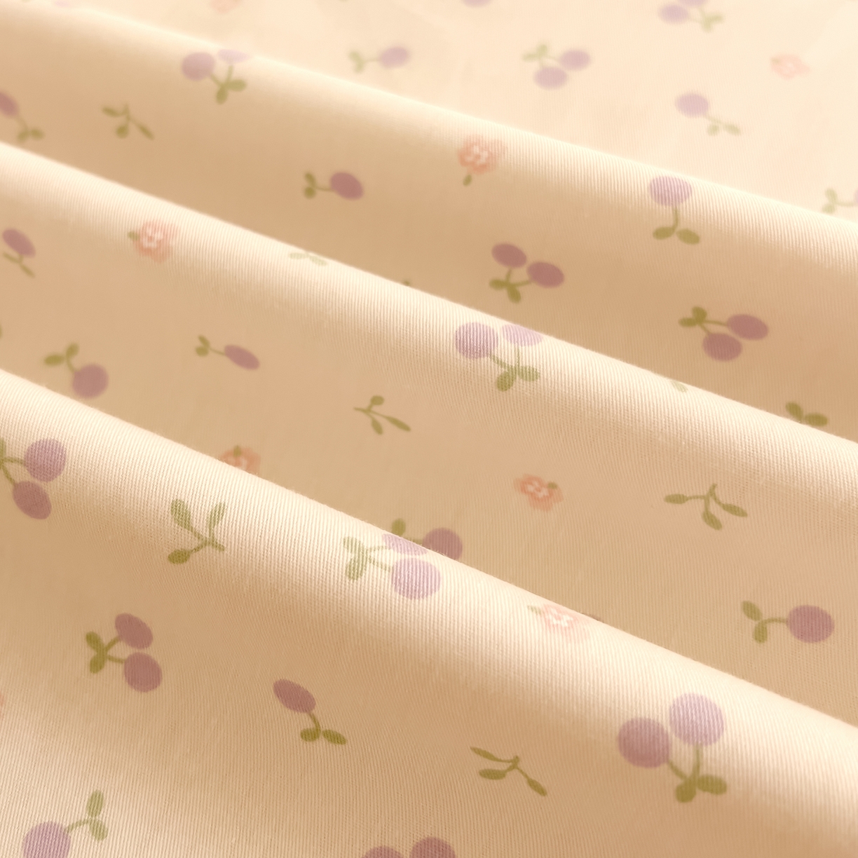 91家纺网 家纺一手货源 找家纺 DoDo 兜兜 2026新款全棉纯棉小碎花单被套被套单件单品被套（可定做尺寸） 奶冻樱桃-紫