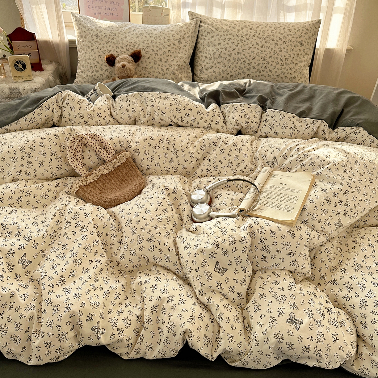 91家纺网 家纺一手货源 找家纺 初夏家纺 2026 古法仿棉水洗四件套A类被罩床单三件套床上用品卡通可爱【提供买家秀】 蝶舞