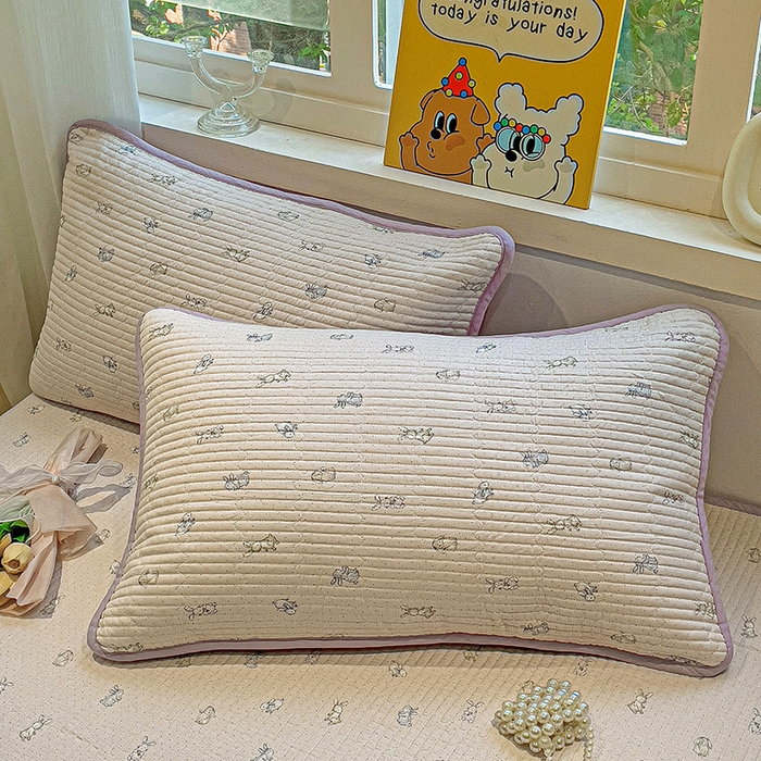 91家纺网 家纺一手货源 找家纺 漫时光 2026新款全棉新疆棉花夹层枕套单品 芭比兔