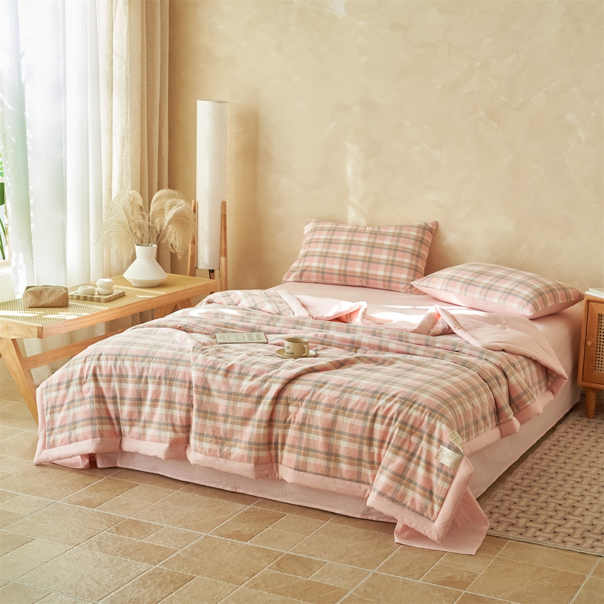 91家纺网 家纺一手货源 找家纺 恒爱家纺 2026新款A类色织全棉水洗夏被四件套 NLS莫尼-玉