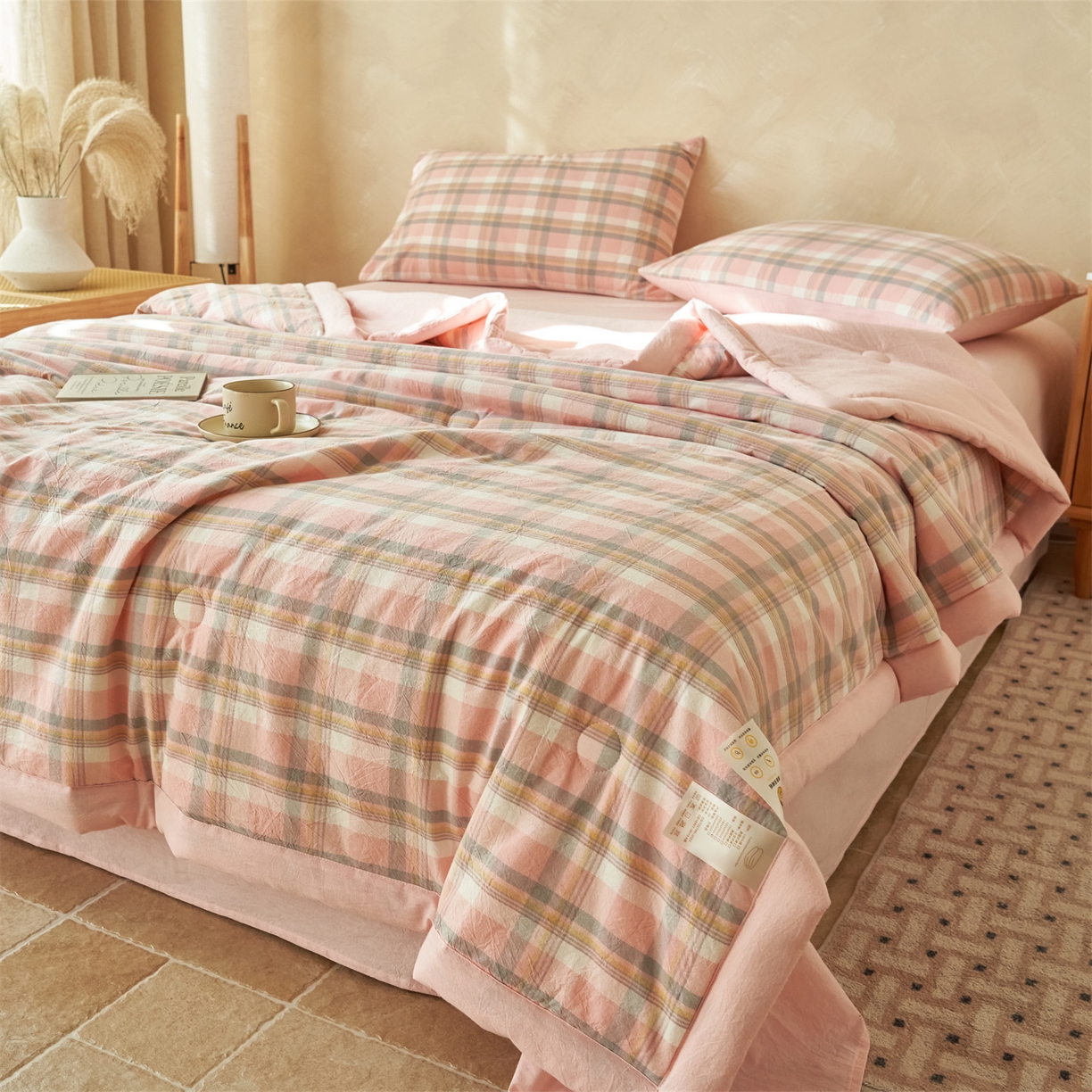 91家纺网 家纺一手货源 找家纺 恒爱家纺 2026新款A类色织全棉水洗夏被四件套 NLS莫尼-玉