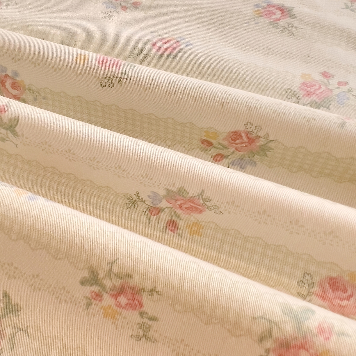 91家纺网 家纺一手货源 找家纺 DoDo 兜兜 2026新款全棉纯棉小碎花单床单床单单件单品床单（可定做尺寸） 春之序曲