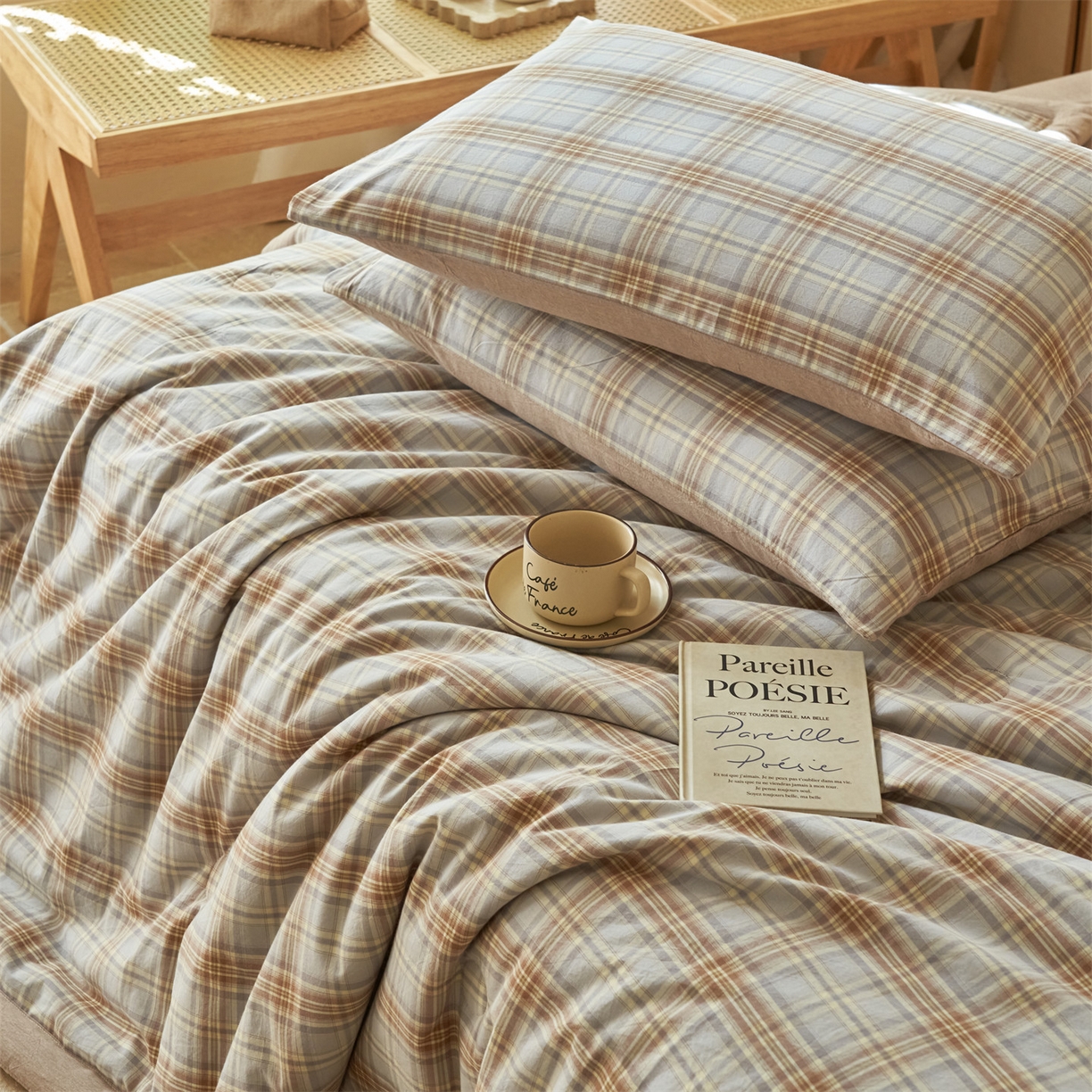 91家纺网 家纺一手货源 找家纺 恒爱家纺 2026新款A类色织全棉水洗夏被四件套 NS春野-咖