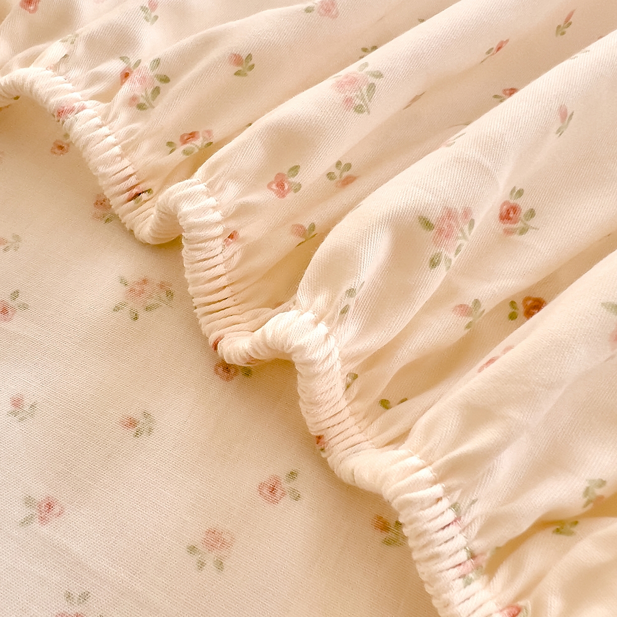 91家纺网 家纺一手货源 找家纺 DoDo 兜兜 2026新款全棉纯棉小碎花单床笠床笠单件单品床笠（可定做尺寸） 樱之恋