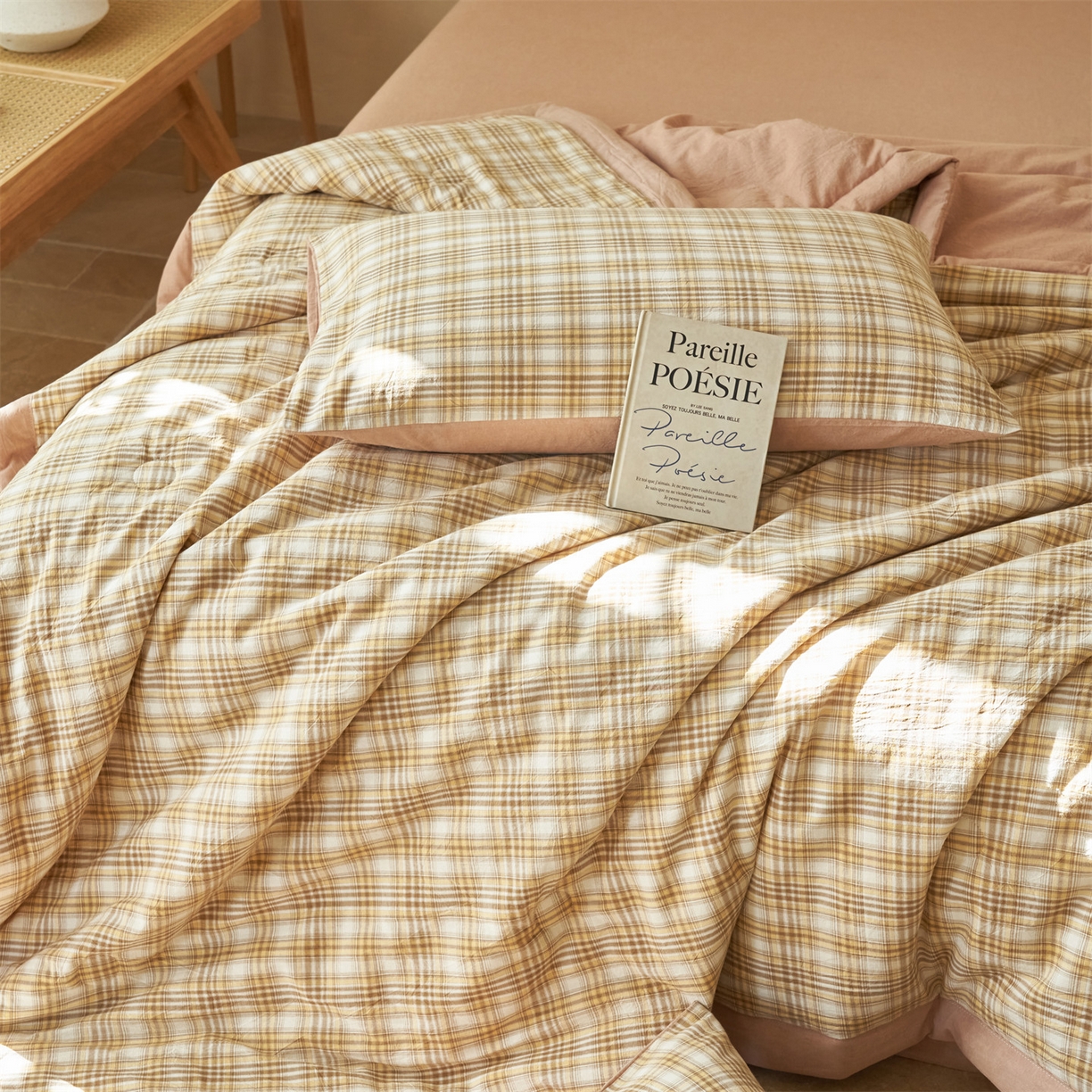 91家纺网 家纺一手货源 找家纺 恒爱家纺 2026新款A类色织全棉水洗夏被四件套 NS利奥-卡其