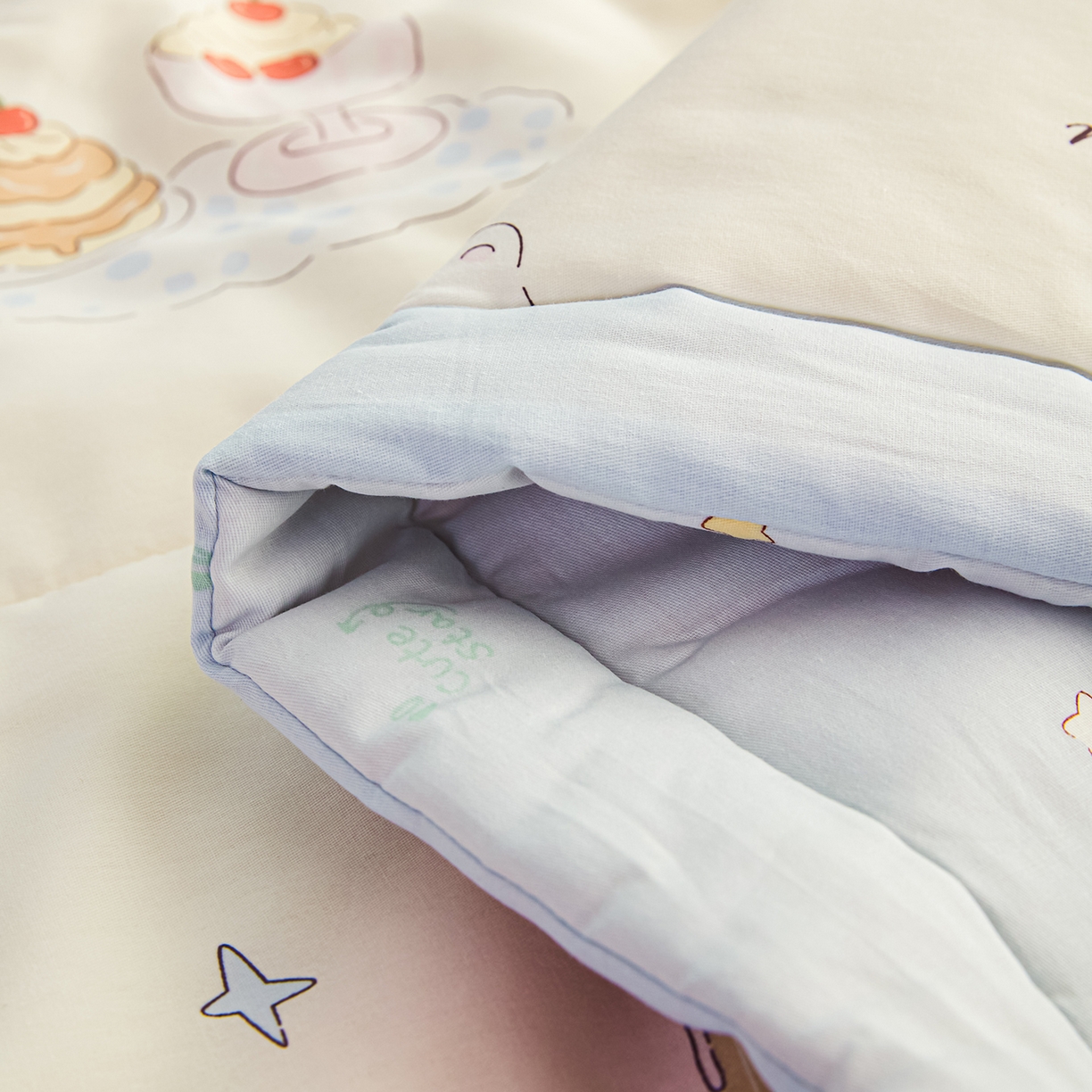 91家纺网 家纺一手货源 找家纺 尊妙被业 2026年新款全棉纯棉印花100%棉花夏被四件套被子被芯-卡通风 蜜罐物语