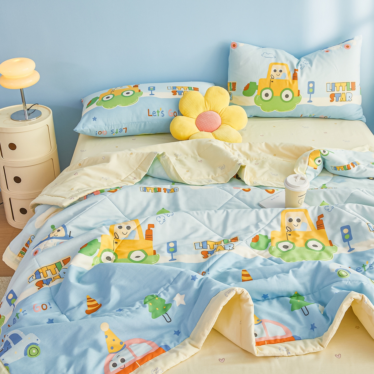 91家纺网 家纺一手货源 找家纺 尊妙被业 2026年新款全棉纯棉印花100%棉花夏被四件套被子被芯-卡通风 云朵车行