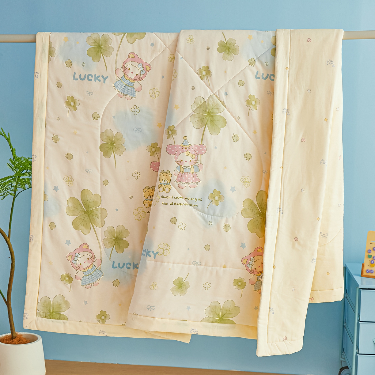 91家纺网 家纺一手货源 找家纺 尊妙被业 2026年新款全棉纯棉印花100%棉花夏被四件套被子被芯-卡通风 春日拾叶