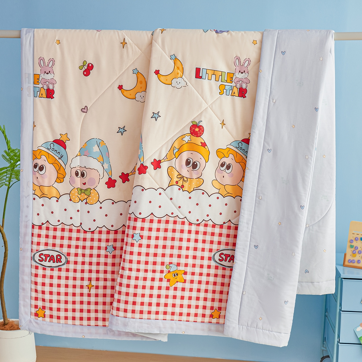 91家纺网 家纺一手货源 找家纺 尊妙被业 2026年新款全棉纯棉印花100%棉花夏被四件套被子被芯-卡通风 星星漫游记