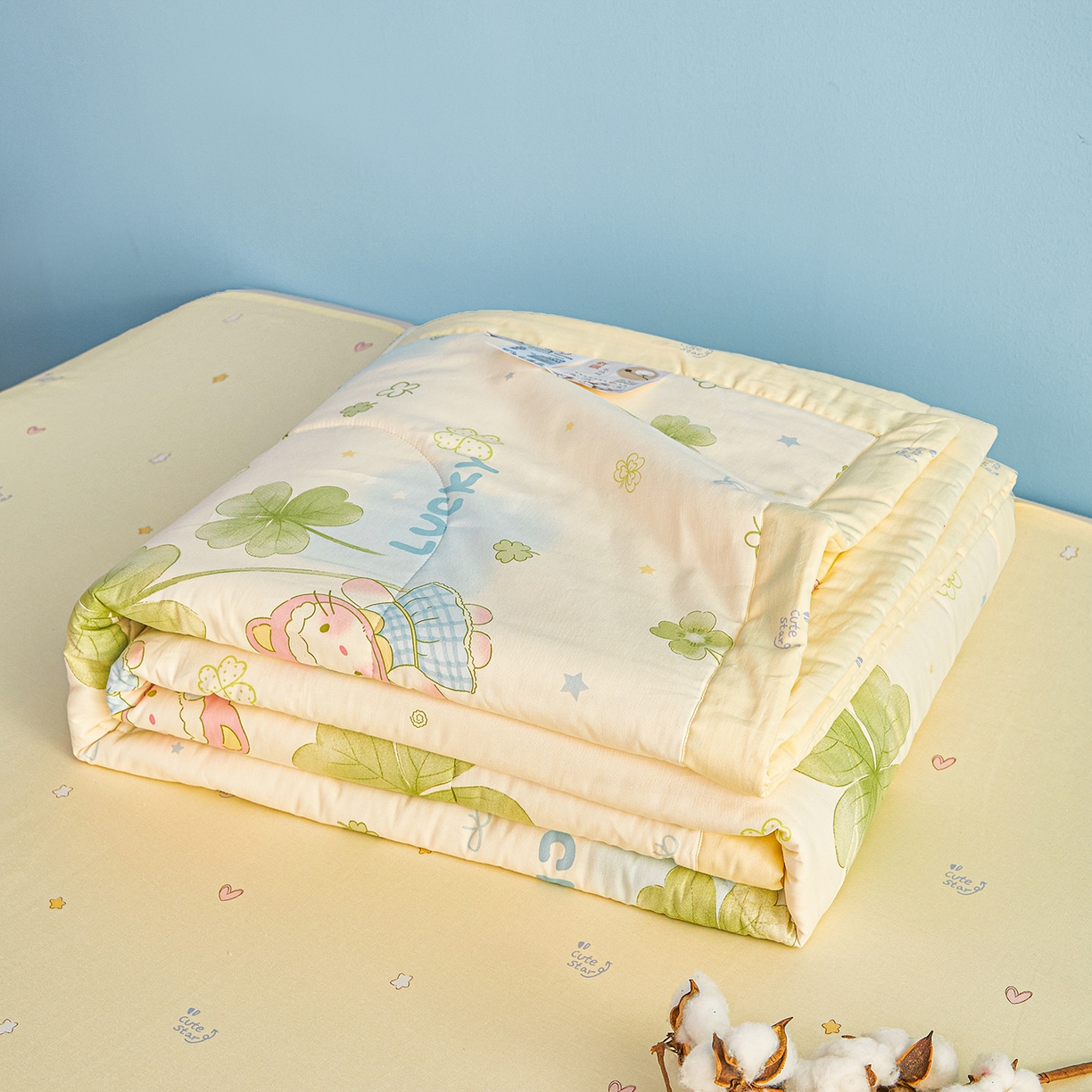 91家纺网 家纺一手货源 找家纺 尊妙被业 2026年新款全棉纯棉印花100%棉花夏被四件套被子被芯-卡通风 春日拾叶