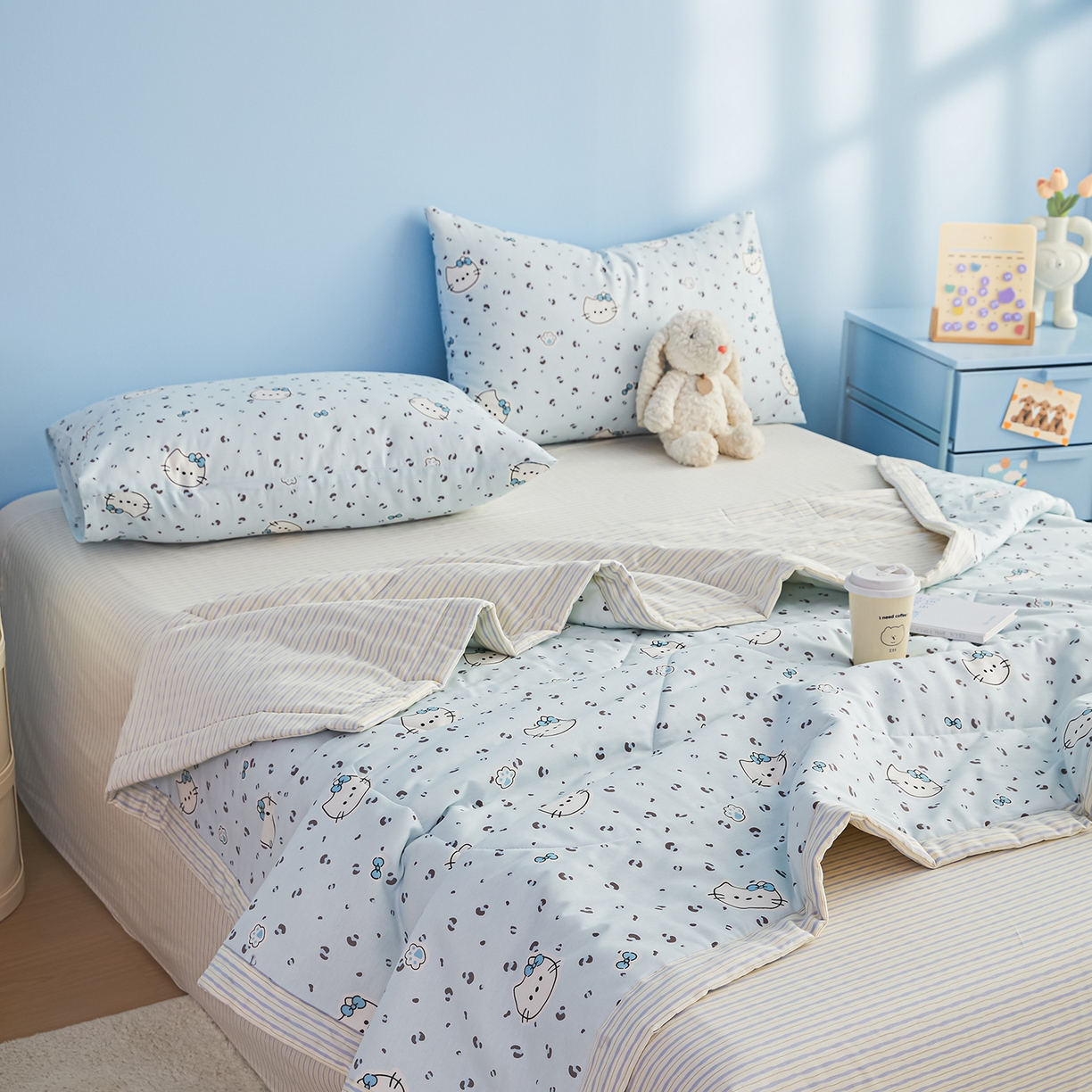 91家纺网 家纺一手货源 找家纺 尊妙被业 2026年新款全棉纯棉印花100%棉花夏被四件套被子被芯-卡通风 凯蒂小姐-兰