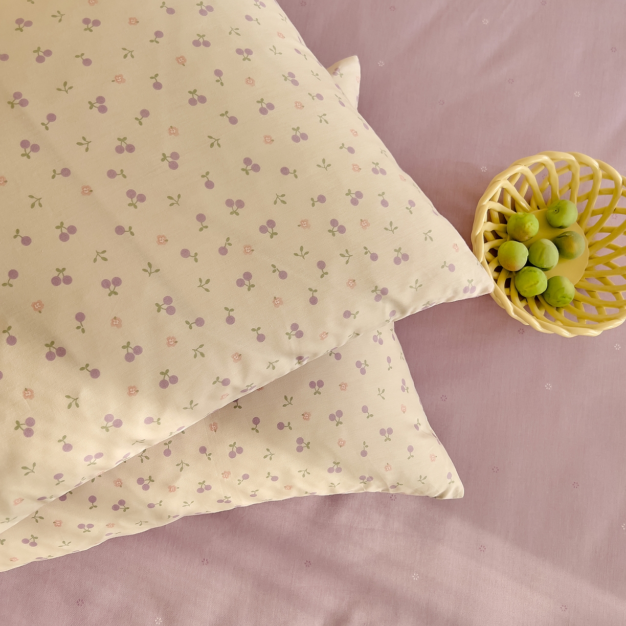 91家纺网 家纺一手货源 找家纺 DoDo 兜兜 2026新款全棉纯棉小碎花单枕套枕套单件单品枕套（可定做尺寸） 奶冻樱桃-紫