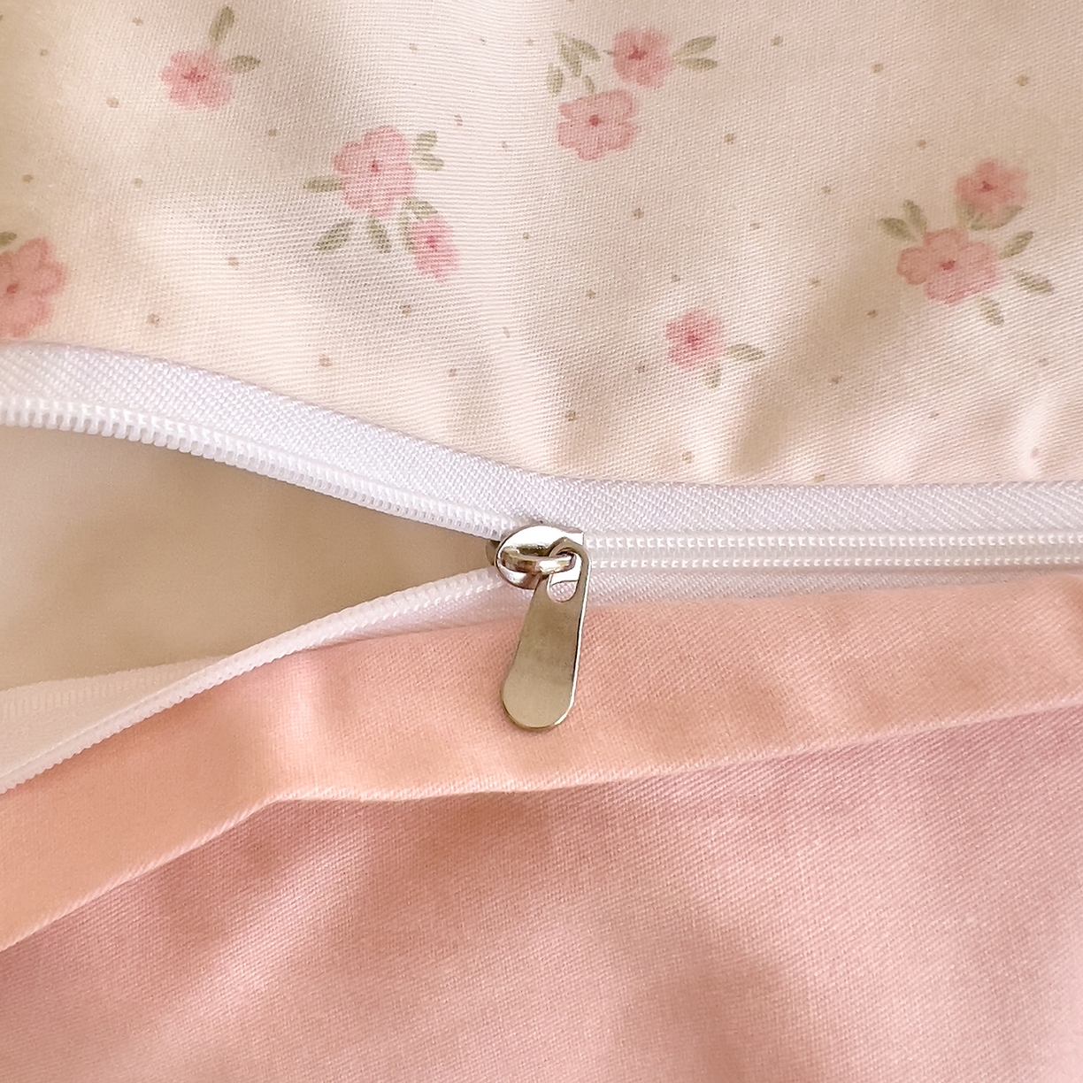 91家纺网 家纺一手货源 找家纺 DoDo 兜兜 2026新款全棉纯棉小碎花单枕套枕套单件单品枕套（可定做尺寸） 拥抱美好