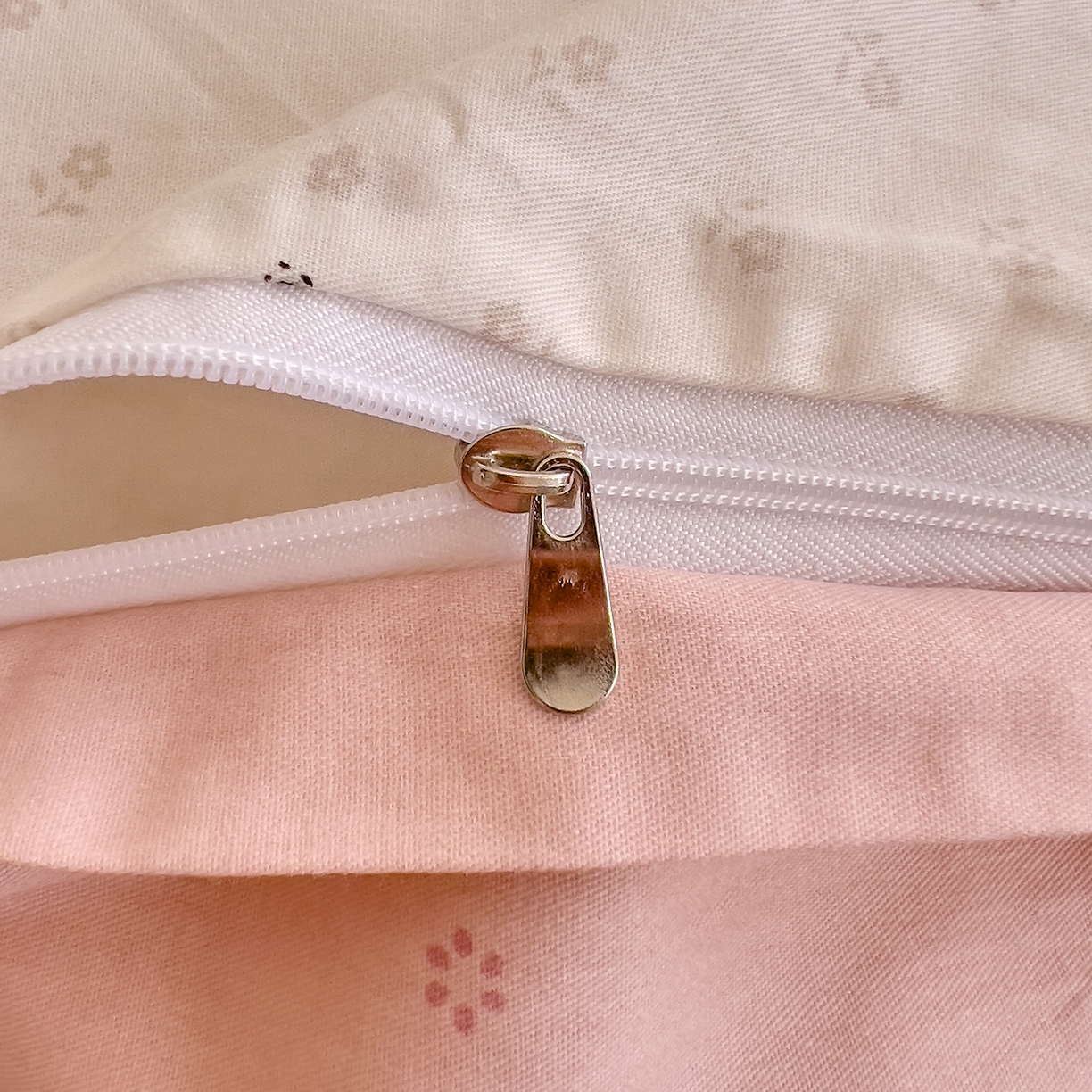 91家纺网 家纺一手货源 找家纺 DoDo 兜兜 2026新款全棉纯棉小碎花单枕套枕套单件单品枕套（可定做尺寸） 草莓谷