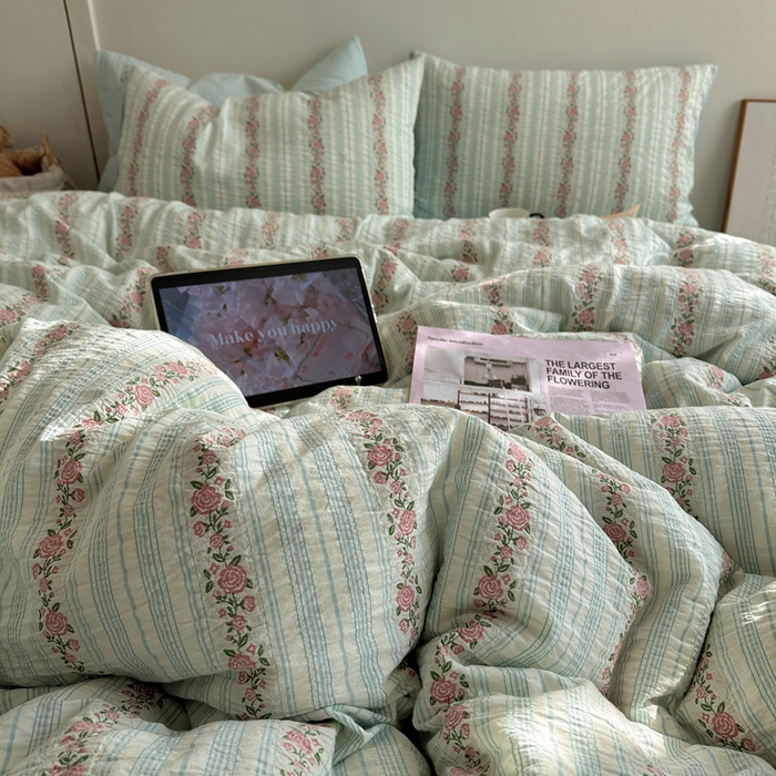 91家纺网 家纺一手货源 找家纺 （总）六巷胡同 2026新款韩系INS博主风40S全棉色织提花四件套