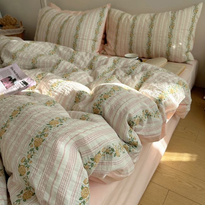 91家纺网 家纺一手货源 找家纺 六巷胡同 2026新款韩系INS博主风40S全棉色织提花四件套 弥花集-粉