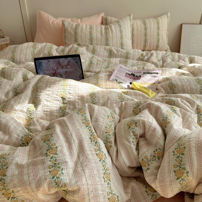 91家纺网 家纺一手货源 找家纺 六巷胡同 2026新款韩系INS博主风40S全棉色织提花四件套 弥花集-粉