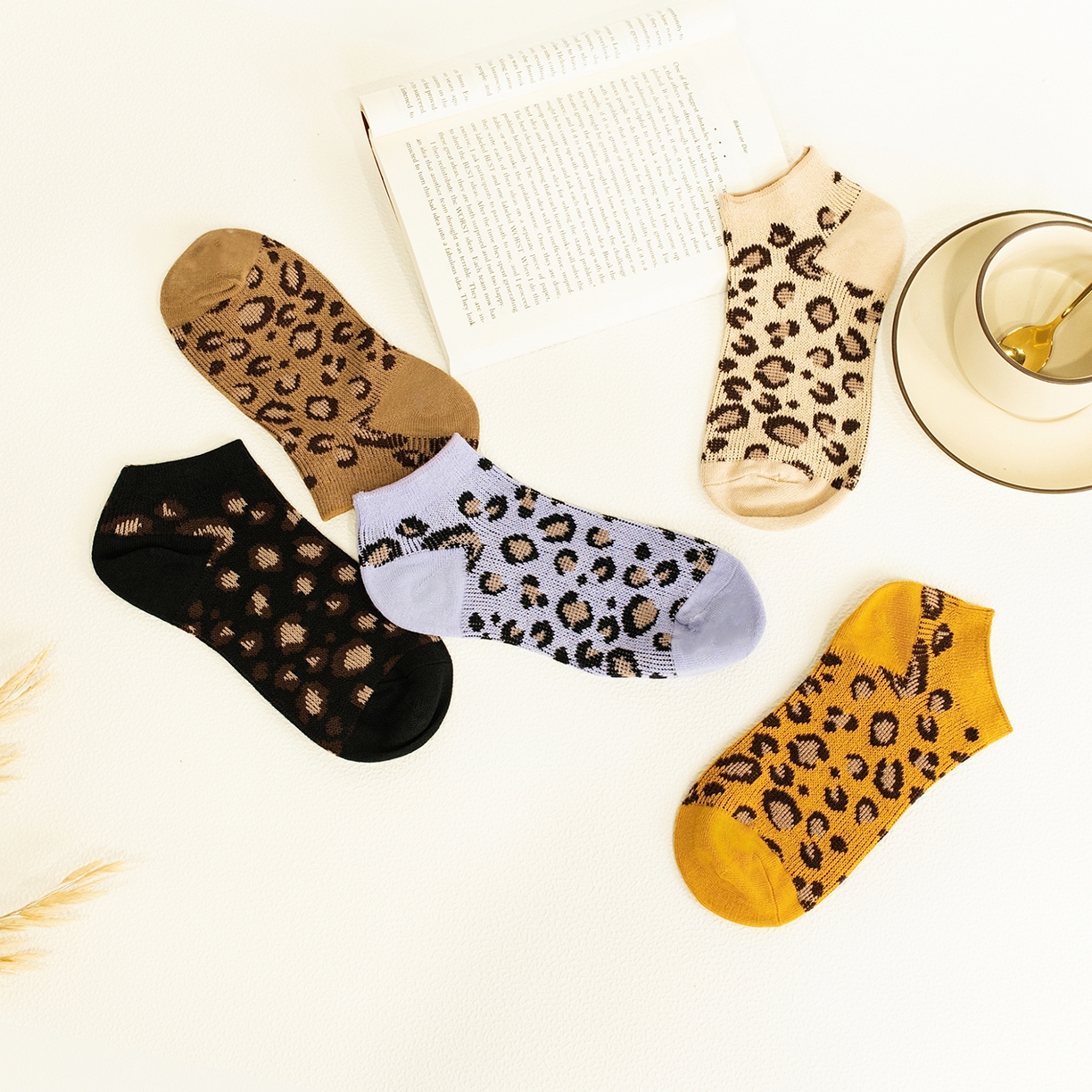 91家纺网 家纺一手货源 找家纺 松色家居 2026新款福利款混纺棉男女袜子 女袜c 均码