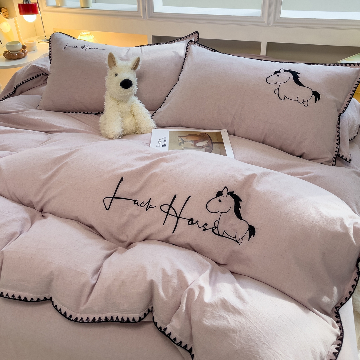 91家纺网 家纺一手货源 找家纺 （总）炫拼家纺 2026新款A类棉麻刺绣卡通贝壳边四件套-布鲁系列