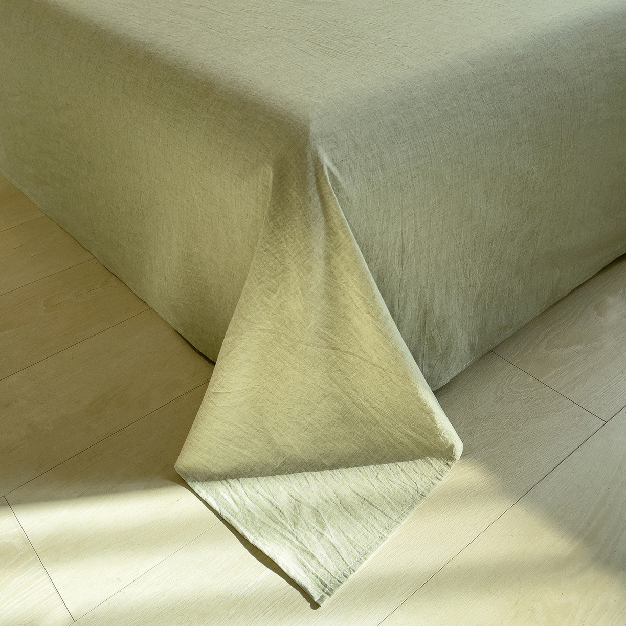 91家纺网 家纺一手货源 找家纺 炫拼家纺 2026新款A类棉麻刺绣卡通贝壳边四件套-布鲁系列 布鲁-小狗