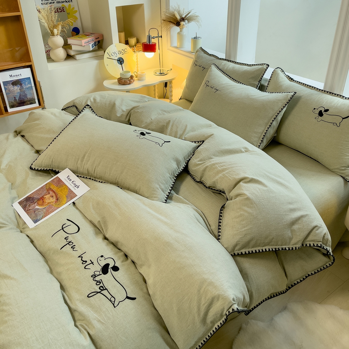 91家纺网 家纺一手货源 找家纺 炫拼家纺 2026新款A类棉麻刺绣卡通贝壳边四件套-布鲁系列 布鲁-小狗