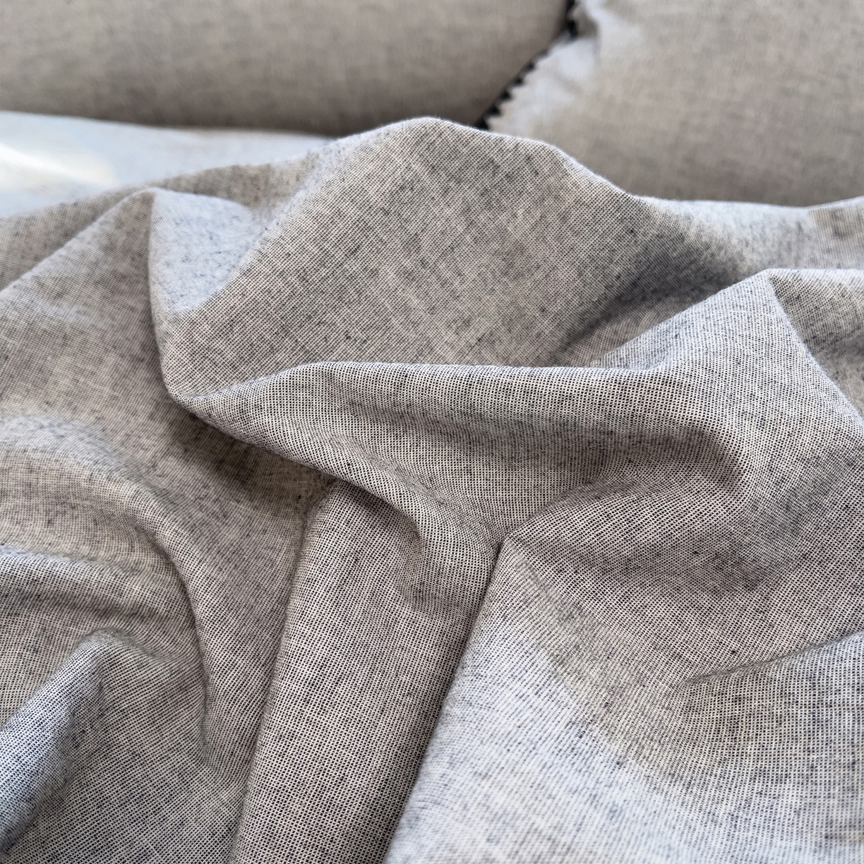 91家纺网 家纺一手货源 找家纺 炫拼家纺 2026新款A类棉麻刺绣卡通贝壳边四件套-布鲁系列 布鲁-小猫