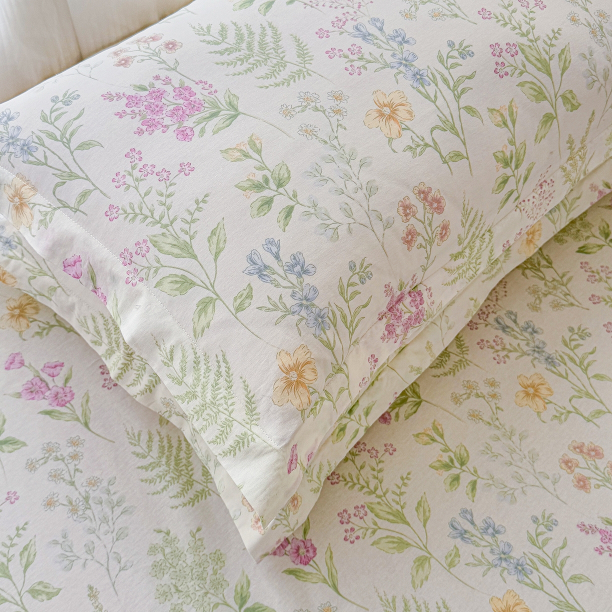 91家纺网 家纺一手货源 找家纺 安逸家纺 2026新款12868全棉纯棉床笠四件套床罩学生纯棉床笠款三件套 花田妙语