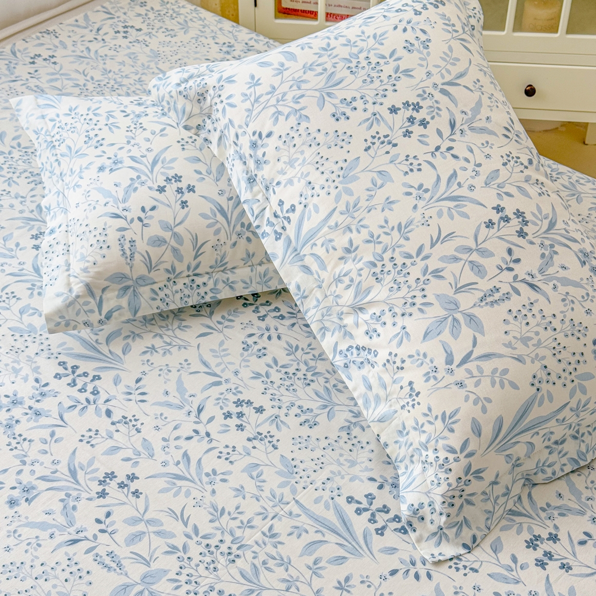 91家纺网 家纺一手货源 找家纺 安逸家纺 2026新款12868全棉纯棉床笠四件套床罩学生纯棉床笠款三件套 蓝沫