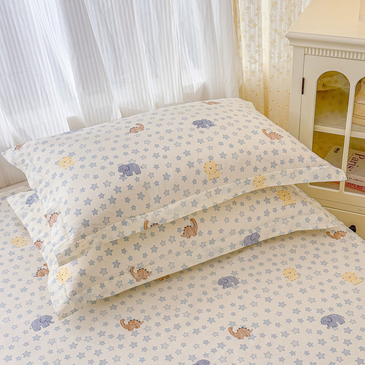 91家纺网 家纺一手货源 找家纺 安逸家纺 2026新款12868全棉纯棉床笠四件套床罩学生纯棉床笠款三件套 蓝星动物园