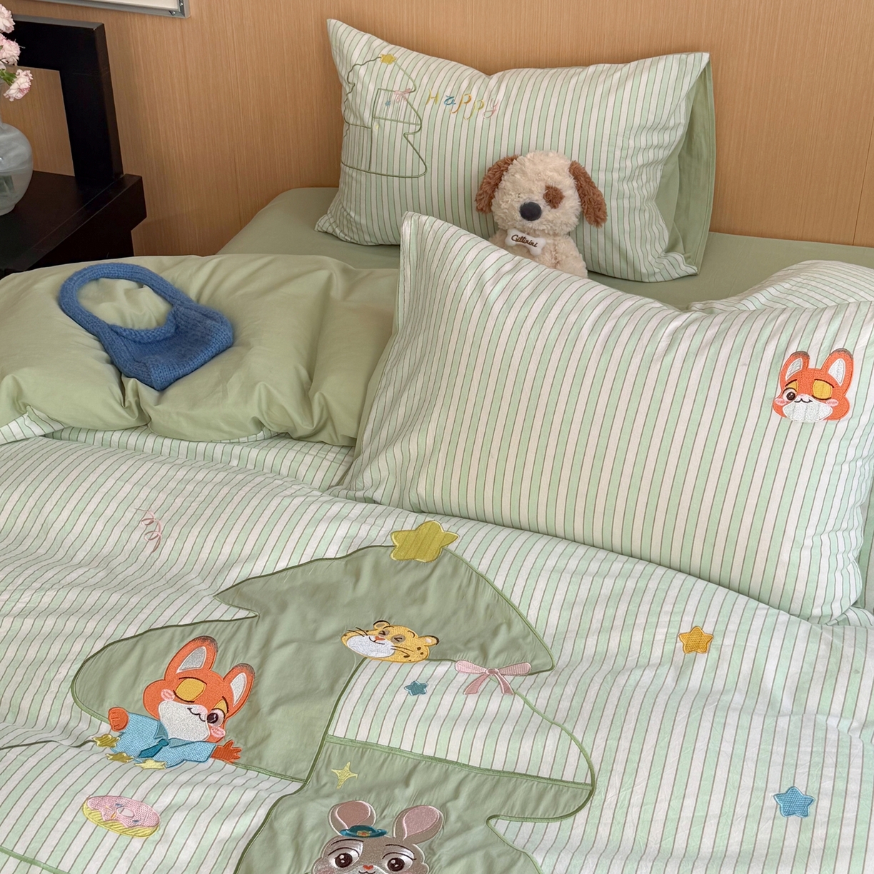 91家纺网 家纺一手货源 找家纺 柚子YOUTH 2026新款全棉纯棉水洗棉贴布绣四件套 树精灵