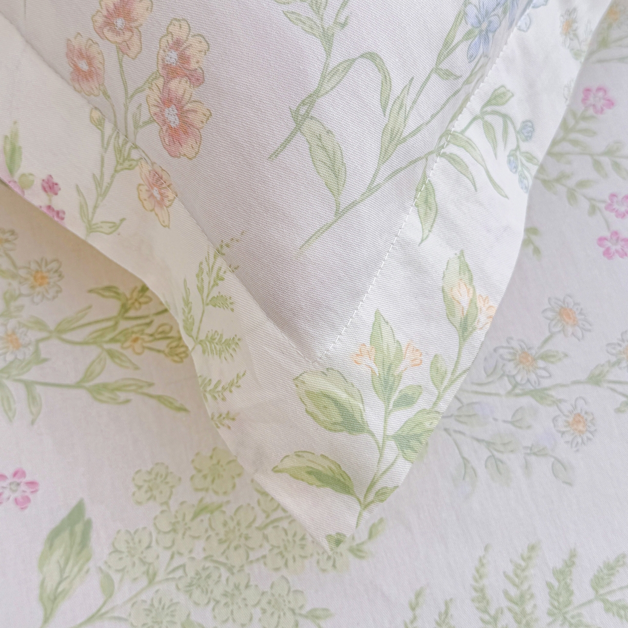 91家纺网 家纺一手货源 找家纺 安逸家纺 2026新款12868 全棉纯棉床单四件套学生宿舍纯棉床单款三件套 花田妙语