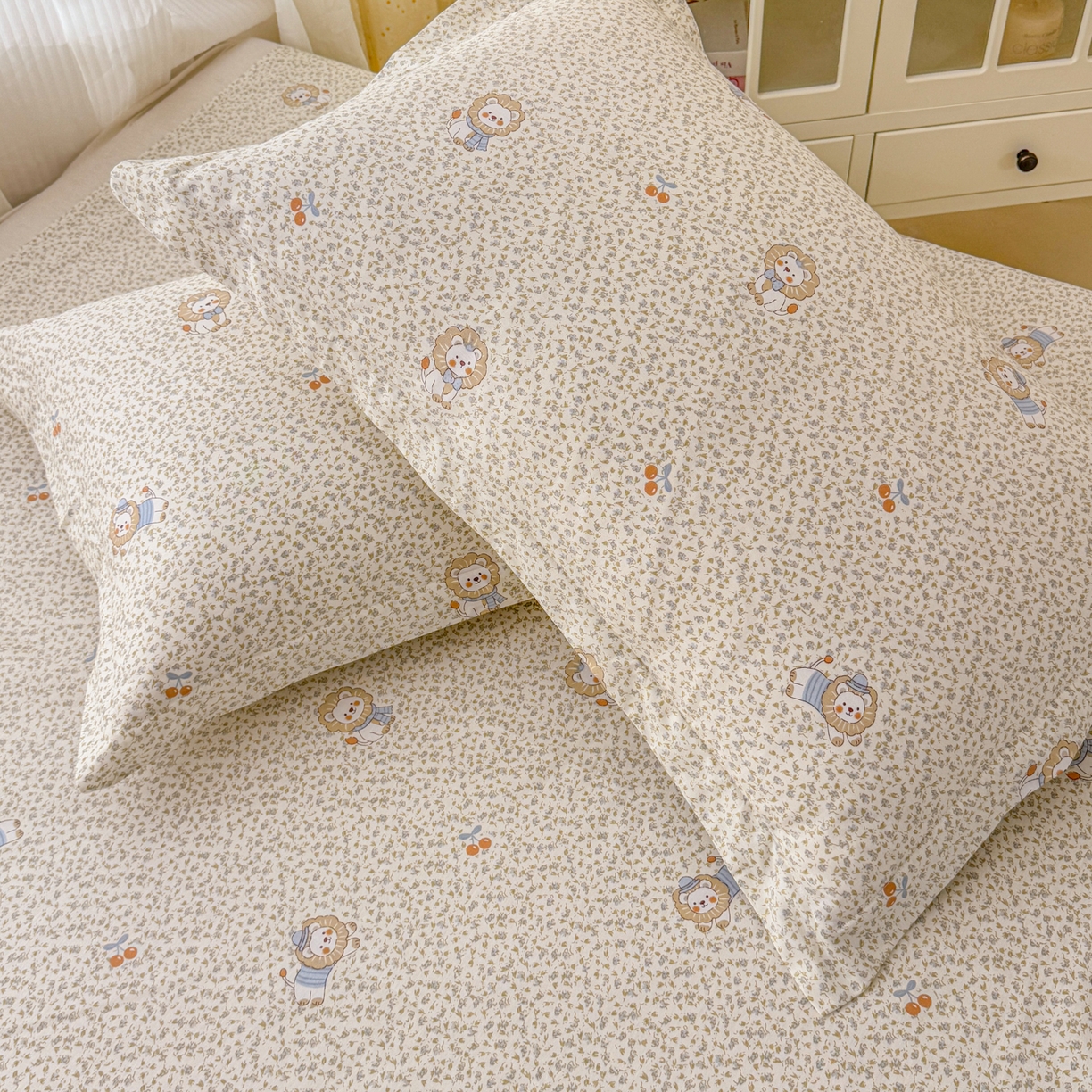 91家纺网 家纺一手货源 找家纺 安逸家纺 2026新款12868 全棉纯棉床单四件套学生宿舍纯棉床单款三件套 花园狮子狗