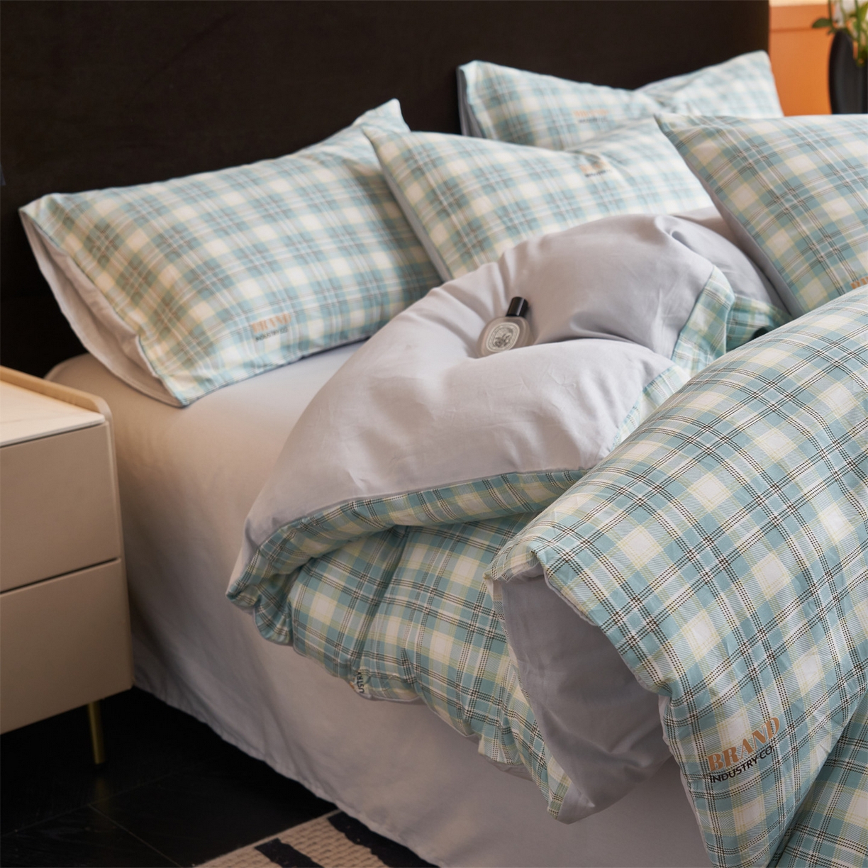 91家纺网 家纺一手货源 找家纺 恒爱家纺 2026新款全棉12868印花四件套 保罗骑士绿