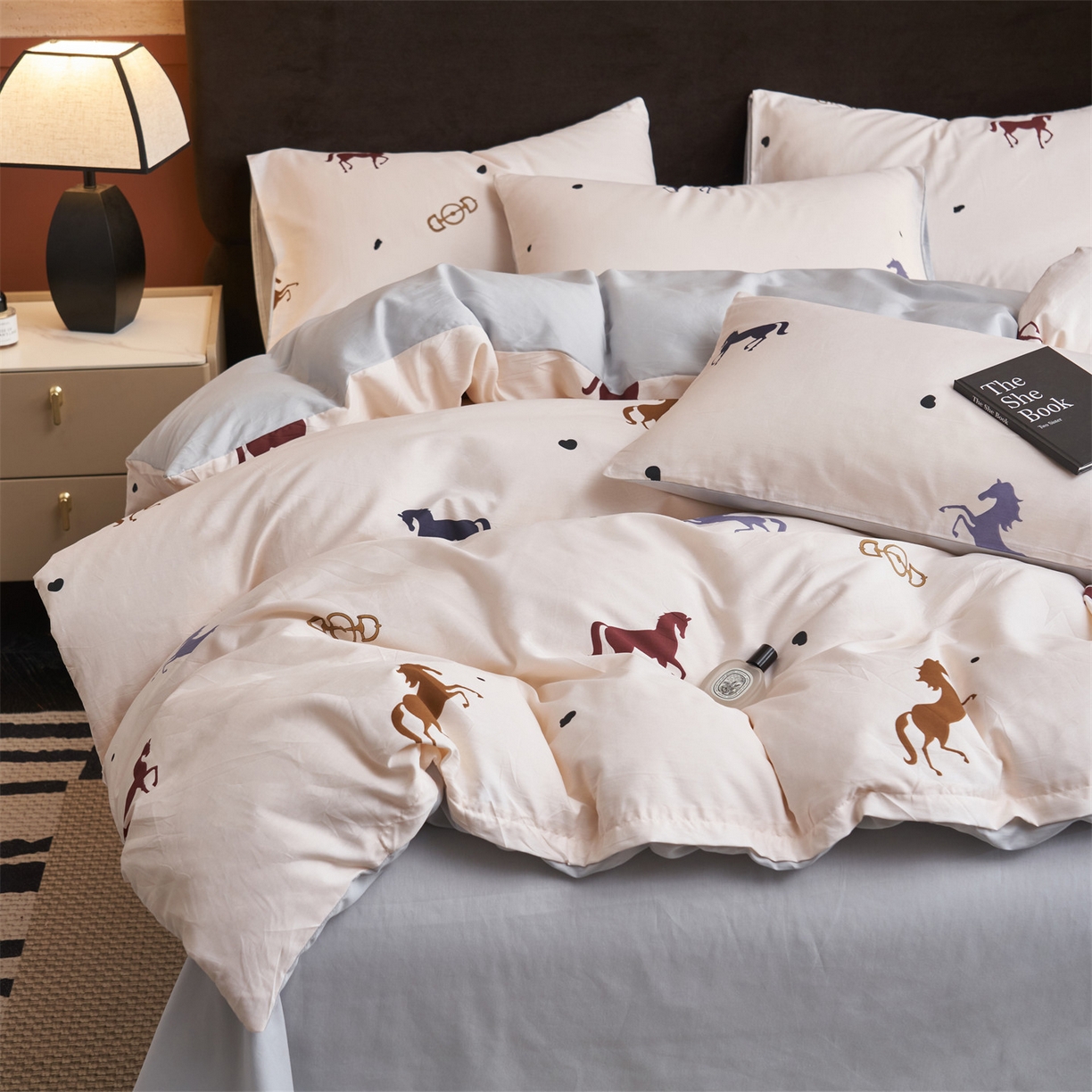 91家纺网 家纺一手货源 找家纺 恒爱家纺 2026新款全棉12868印花四件套 马到成功