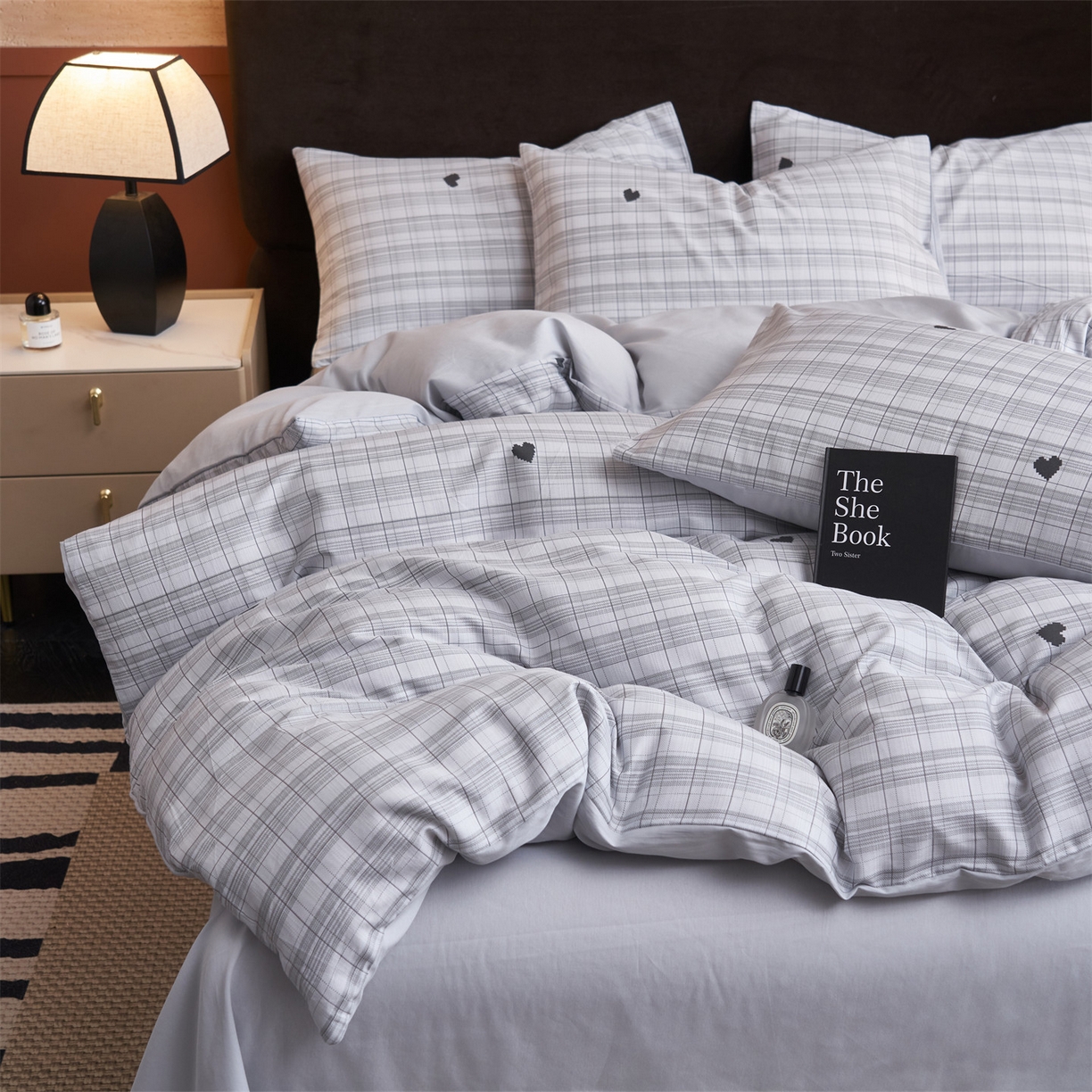 91家纺网 家纺一手货源 找家纺 恒爱家纺 2026新款全棉12868印花四件套 格子甜心灰