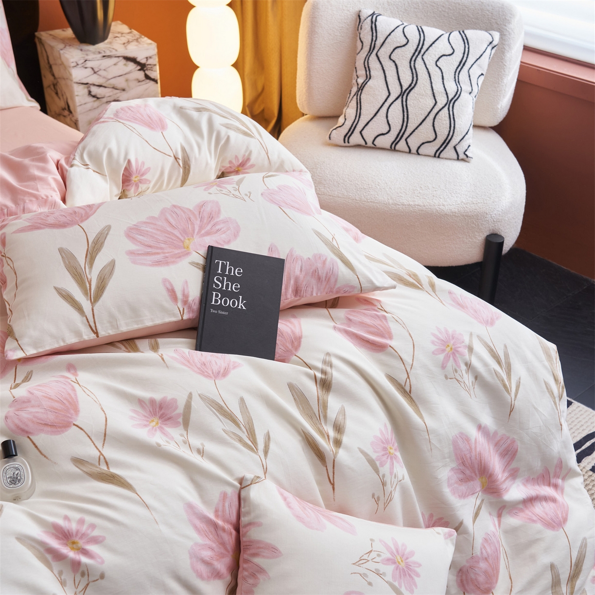 91家纺网 家纺一手货源 找家纺 恒爱家纺 2026新款全棉12868印花四件套 荷塘月色