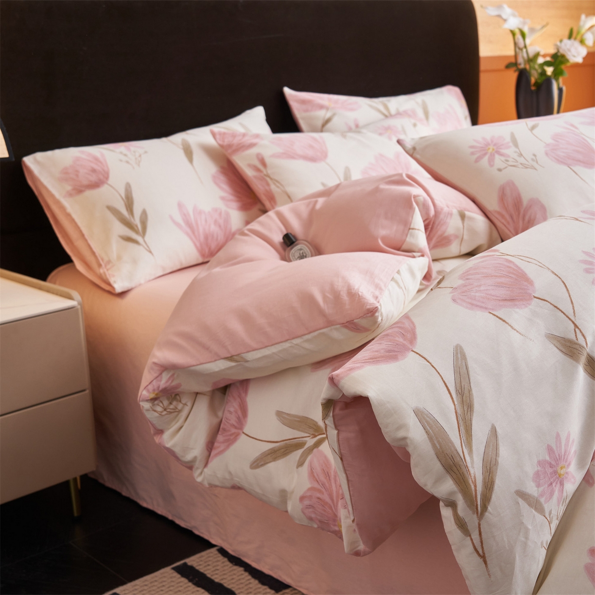 91家纺网 家纺一手货源 找家纺 恒爱家纺 2026新款全棉12868印花四件套 荷塘月色