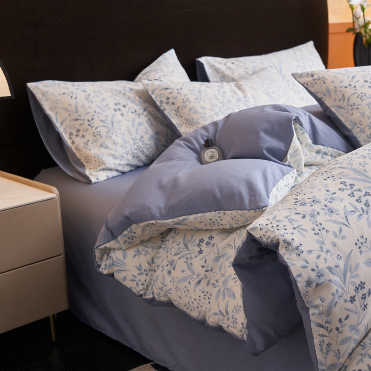 91家纺网 家纺一手货源 找家纺 恒爱家纺 2026新款全棉12868印花四件套 蓝沫